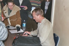 Mike signs autographs in the lobby